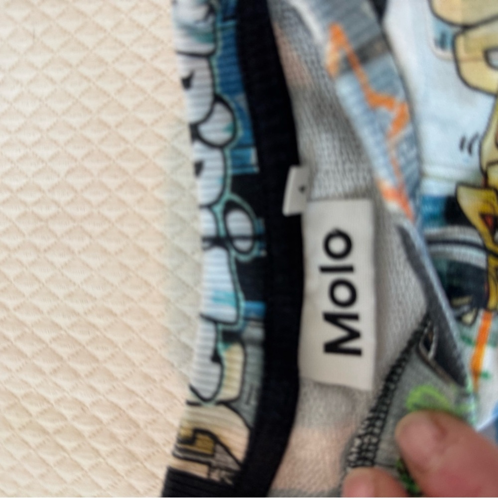 2 Molo sweatshirts - graffiti and records (price is for both) - Picture 7 of 7